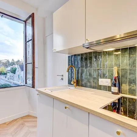 Apartment Zanzibar - 15 Min Walk To Fontainebleau Chateau *